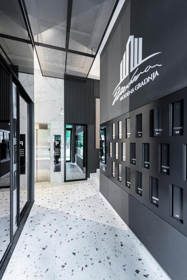 Vertigo Modern Studio-Free Private Parking-Fast Wi-Fi โนวีซาด ภายนอก รูปภาพ